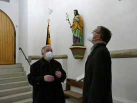 Bischof Dr. Michael Gerber besucht St. Crescentius (Foto: Karl-Franz Thiede)